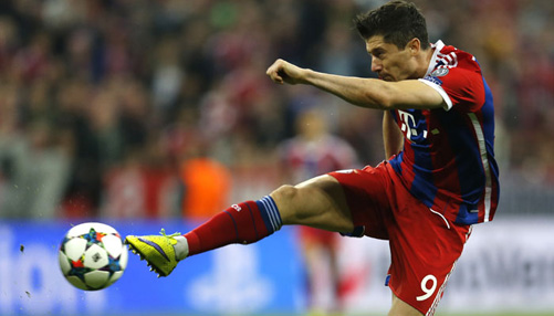 “Siêu nhân” Lewandowski